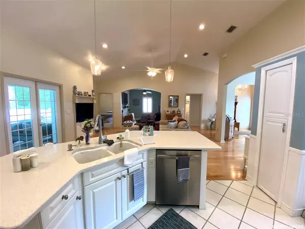 Gainesville, FL 32606,824 NW 120TH ST