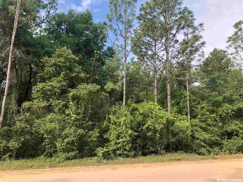 5845 INDIAN TRL, Keystone Heights, FL 32656