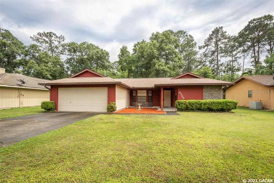 4725 NW 37th PL, Gainesville, FL 32606