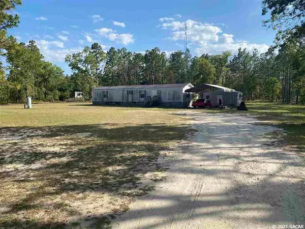 135 Whirlwind LOOP, Hawthorne, FL 32640