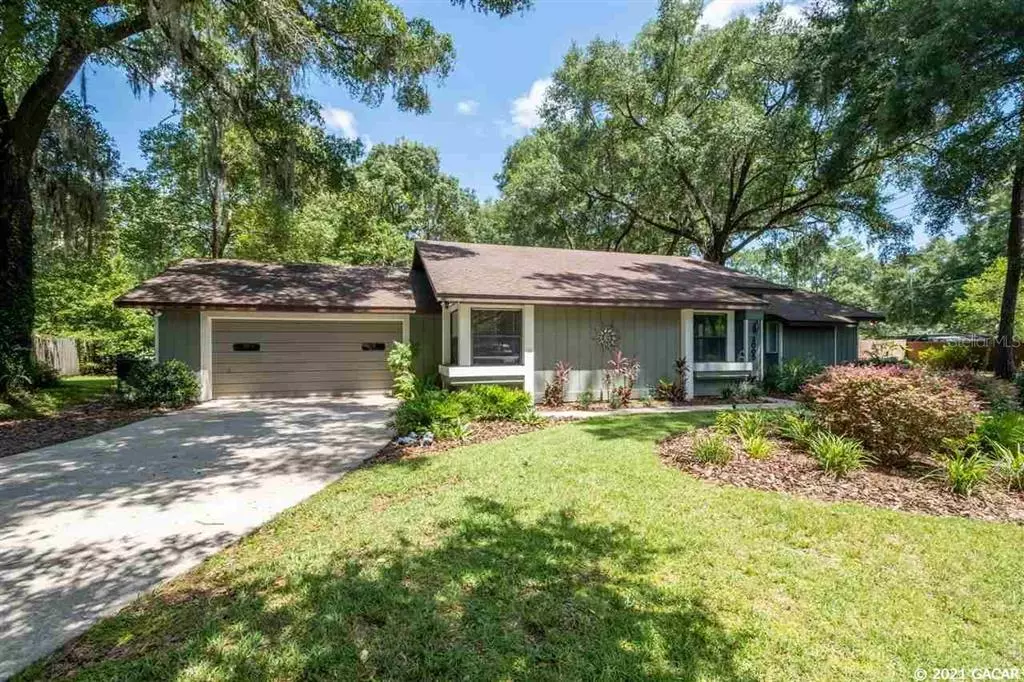 Gainesville, FL 32605,2005 NW 38th DR