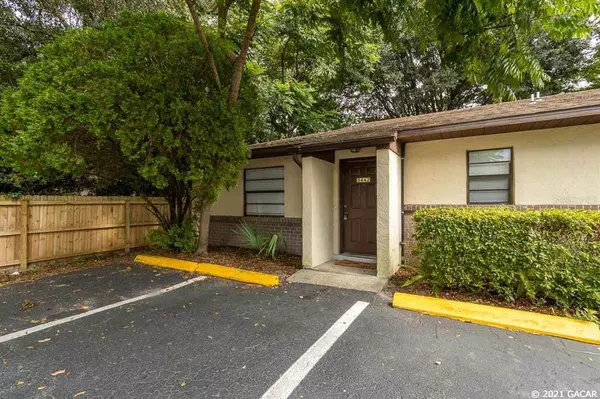 Gainesville, FL 32605,3442 NW 21st DR