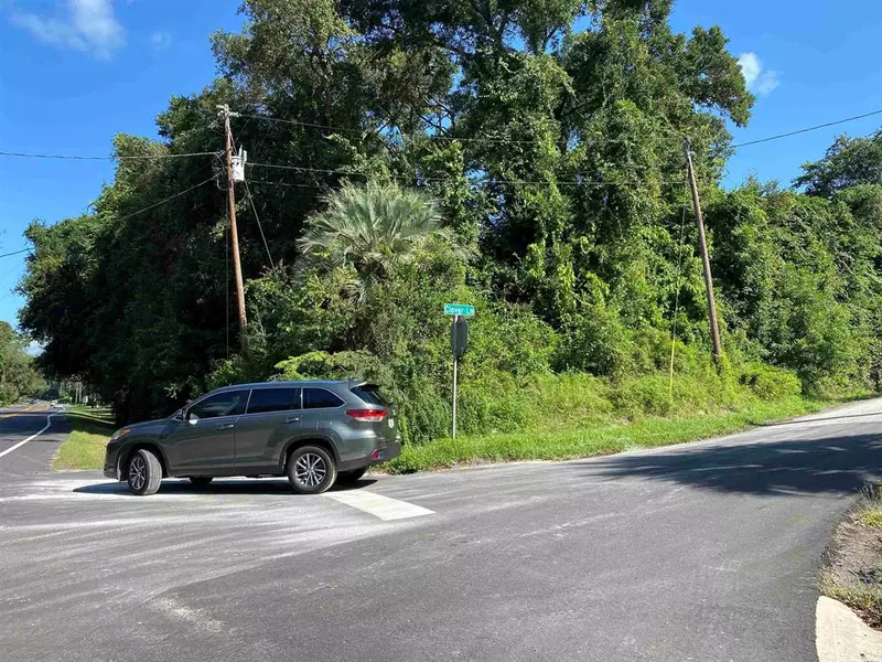 S Lawrence Blvd, Keystone Heights, FL 32656