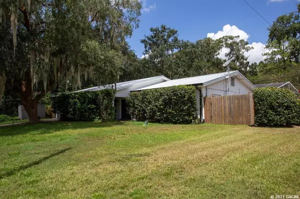 3330 NW 26th AVE, Gainesville, FL 32605