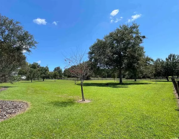 Alachua, FL 32615,12416 NW 116 PL