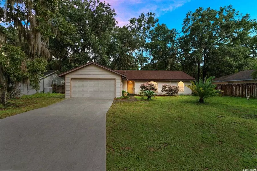 5202 NW 30TH LN, Gainesville, FL 32606