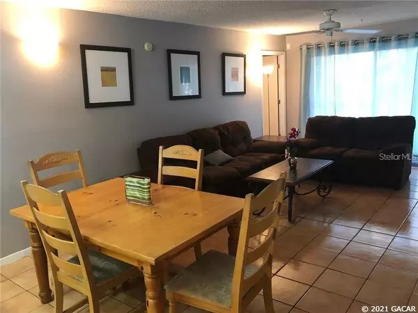 3921 SW 34 ST #102, Gainesville, FL 32608