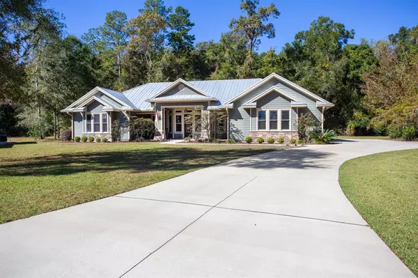 7887 WHITE OAKS RD, Alachua, FL 32615