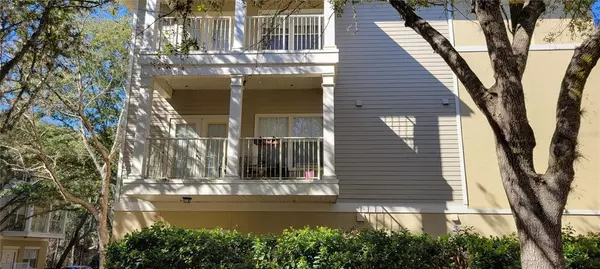 9172 SW 52ND RD #201, Gainesville, FL 32607