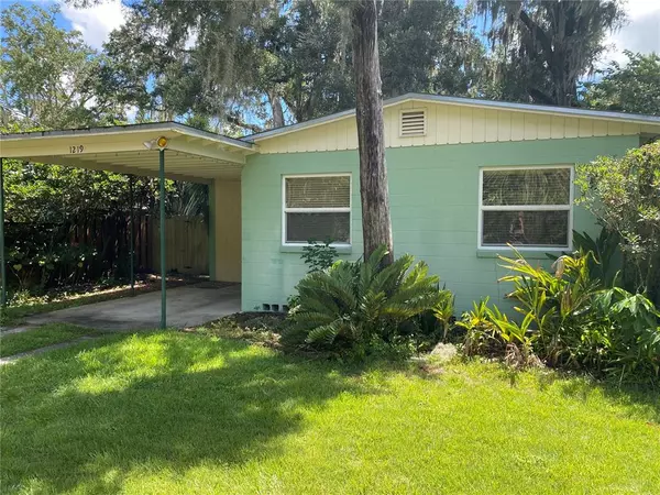 1219 NE 3RD ST, Gainesville, FL 32601