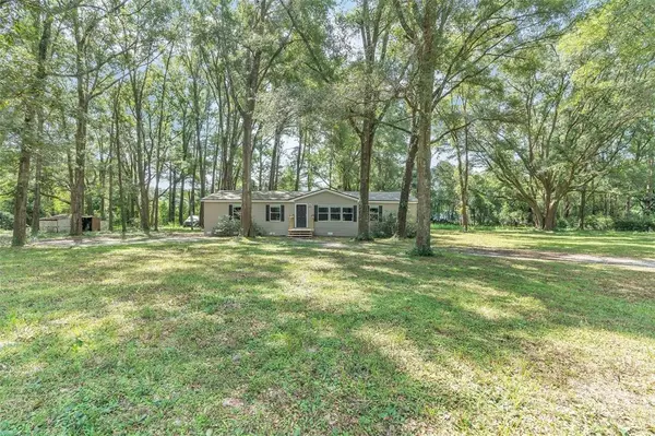 High Springs, FL 32643,522 SE MAID MARION LN