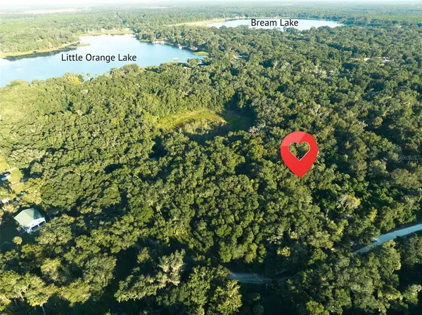 Hawthorne, FL 32640,243 LITTLE ORANGE LAKE DR