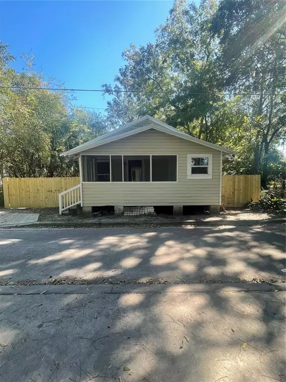 1103 NE 1ST ST, Gainesville, FL 32601
