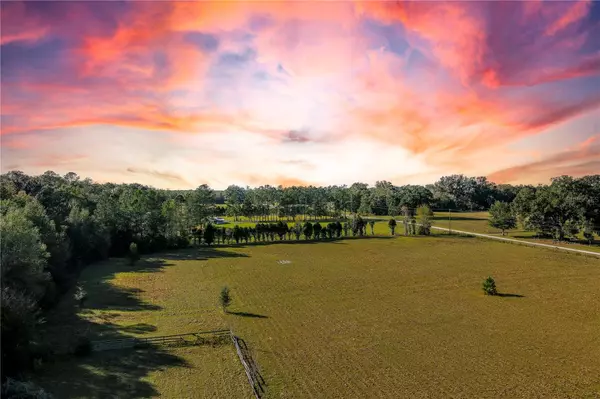 SW GRASSY LN, Fort White, FL 32038