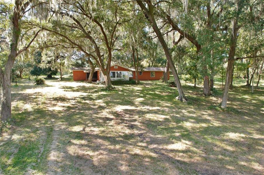 9817 NE COUNTY ROAD 1469, Earleton, FL 32631