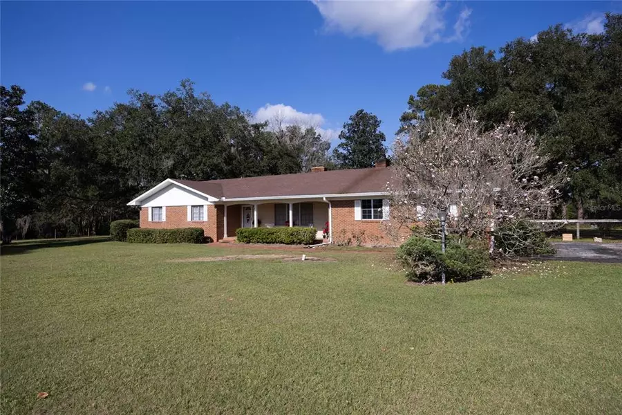 5375 W HIGHWAY 316, Reddick, FL 32686