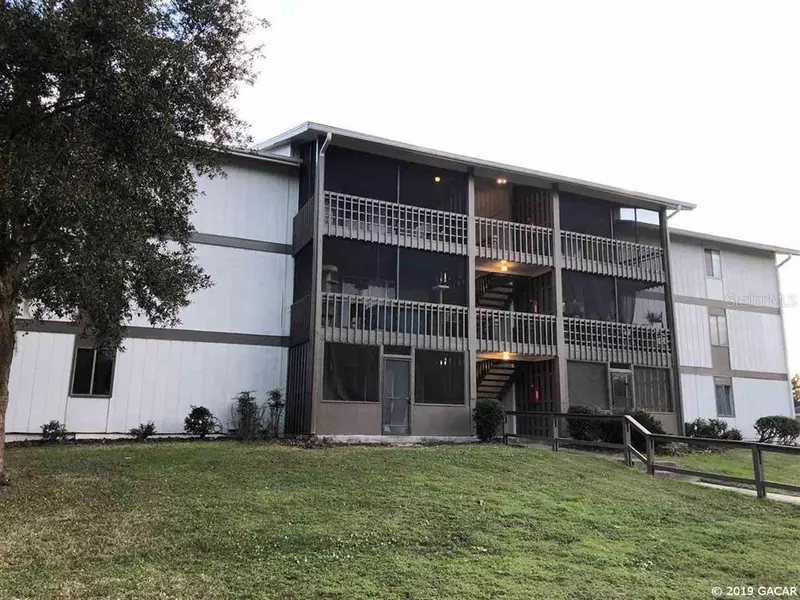 6519 W NEWBERRY RD #512, Gainesville, FL 32605