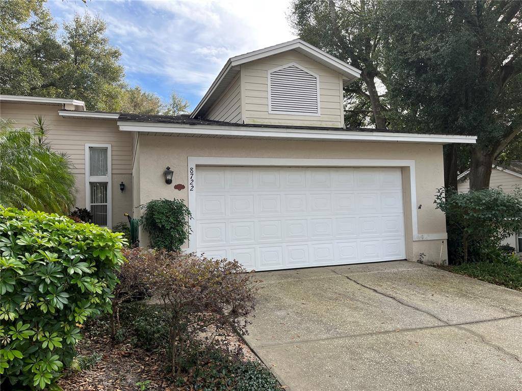 8722 VILLAGE GREEN BLVD, Clermont, FL 34711