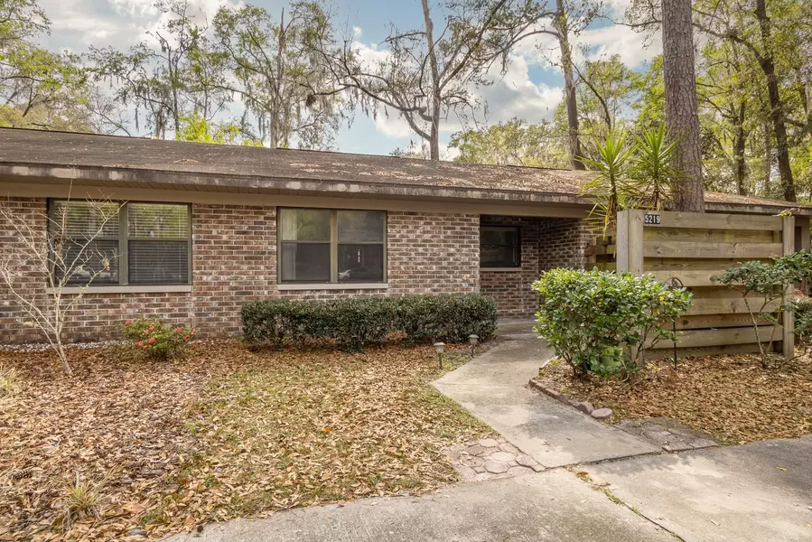 5219 NW 33RD PL, Gainesville, FL 32606