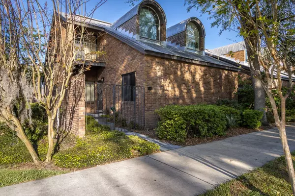702 NE 1ST ST, Gainesville, FL 32601