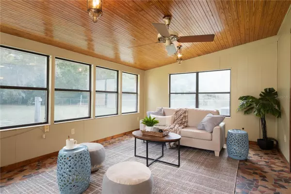 5769 NE 52ND PL High Springs, FL 32643