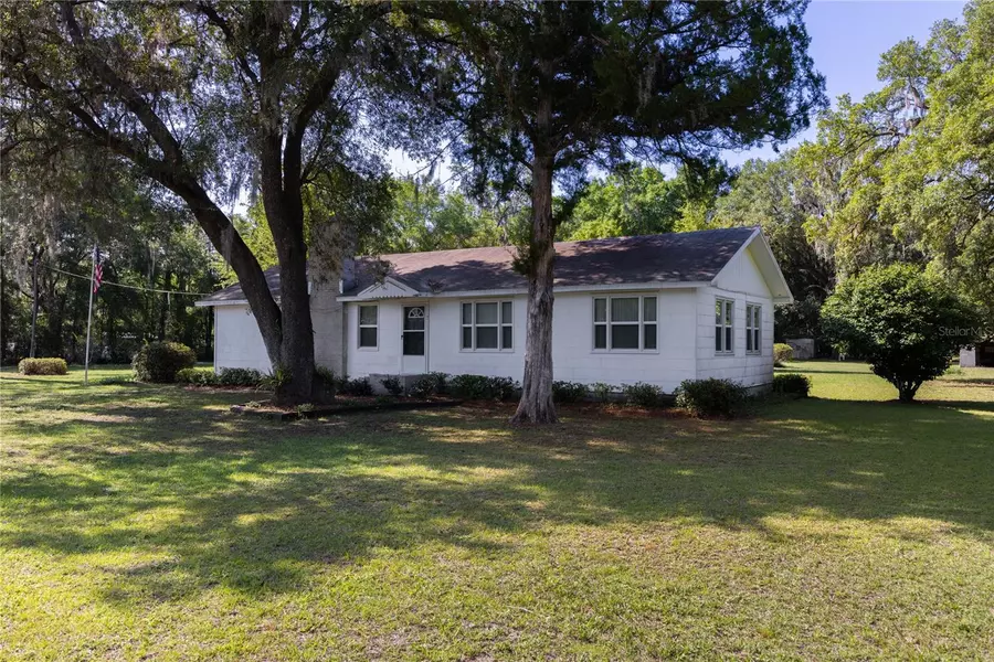 2915 WEST STATE ROAD 235, Brooker, FL 32622