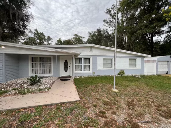 1221 NW 43RD ST, Gainesville, FL 32606