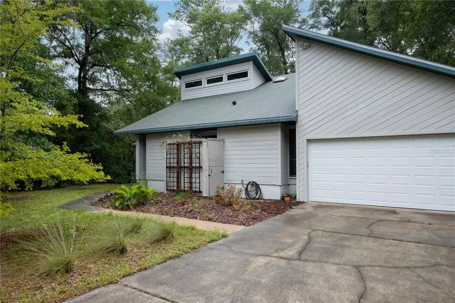 2920 NW 34TH PL, Gainesville, FL 32605