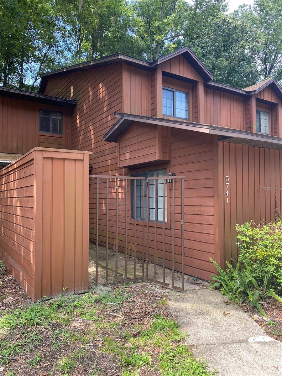 5741 SW 10TH PL, Gainesville, FL 32607