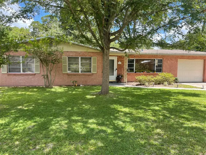 712 NE 6TH PL, Gainesville, FL 32601