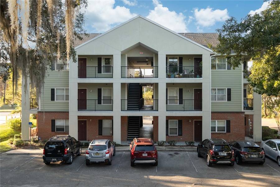 2360 SW ARCHER RD #210, Gainesville, FL 32608