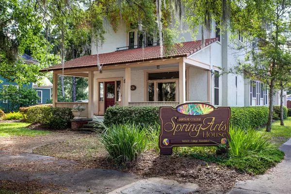 636 NE 1ST ST, Gainesville, FL 32601
