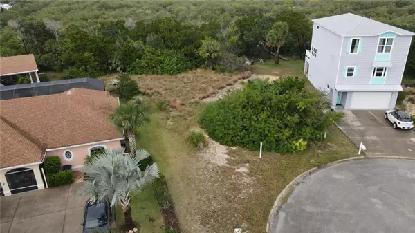 570 SHEARWOOD DR, Flagler Beach, FL 32136