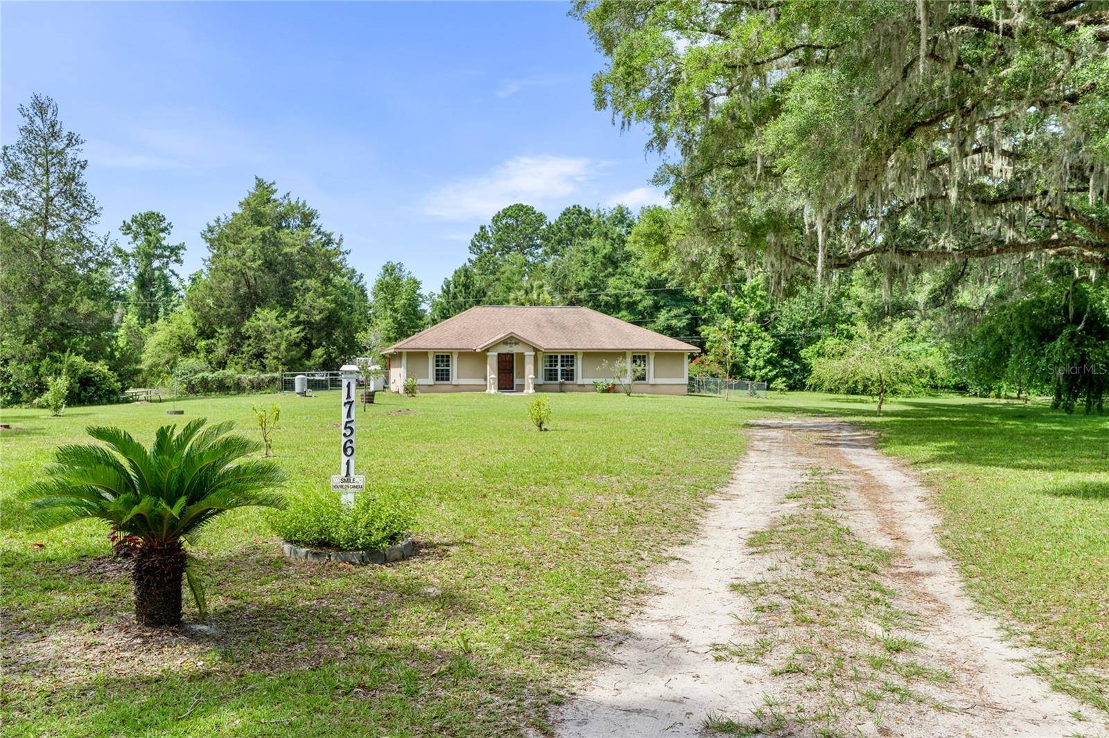 Archer, FL 32618,17561 SW ARCHER RD