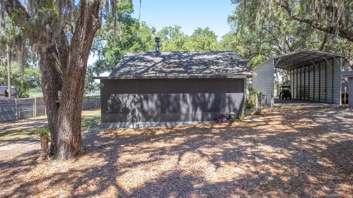 Melrose, FL 32666,131 LAKE SERENA DR