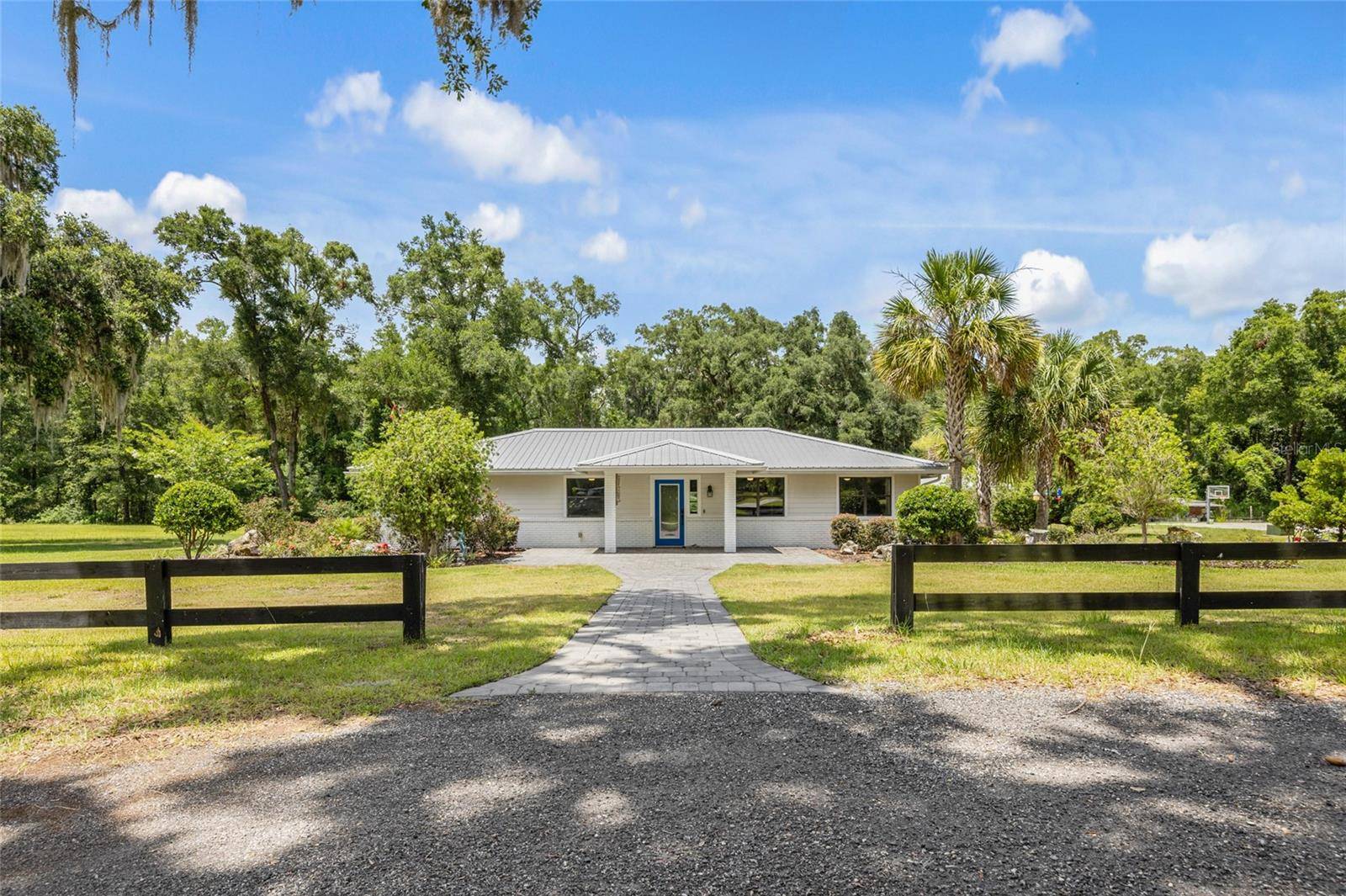 Newberry, FL 32669,924 NW 170TH ST