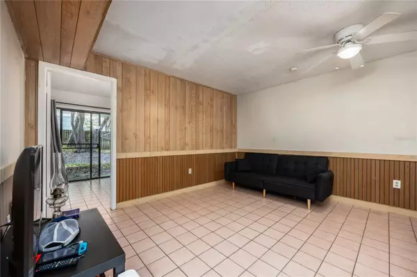 Gainesville, FL 32608,2811 SW ARCHER RD #Z247