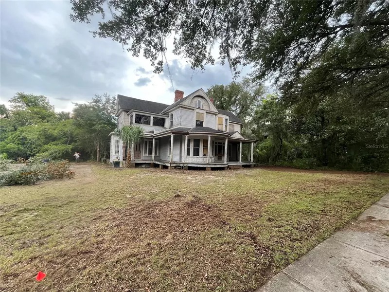 815 E UNIVERSITY AVE, Gainesville, FL 32601