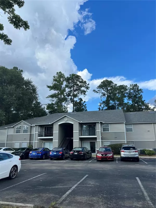 Gainesville, FL 32608,3705 SW 27TH ST #512