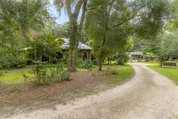 Micanopy, FL 32667,255 W SMITH AVE