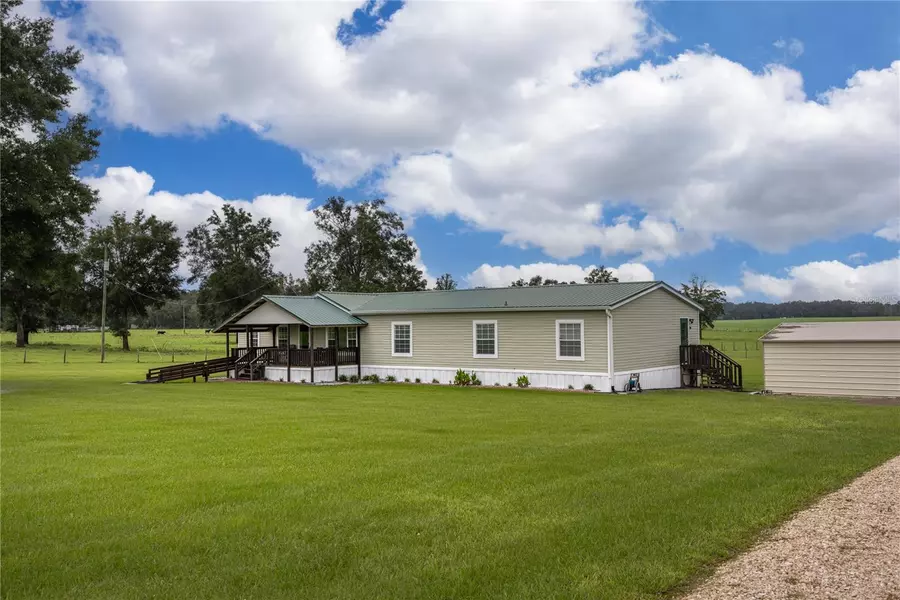 4122 SW OLD WIRE RD, Fort White, FL 32038