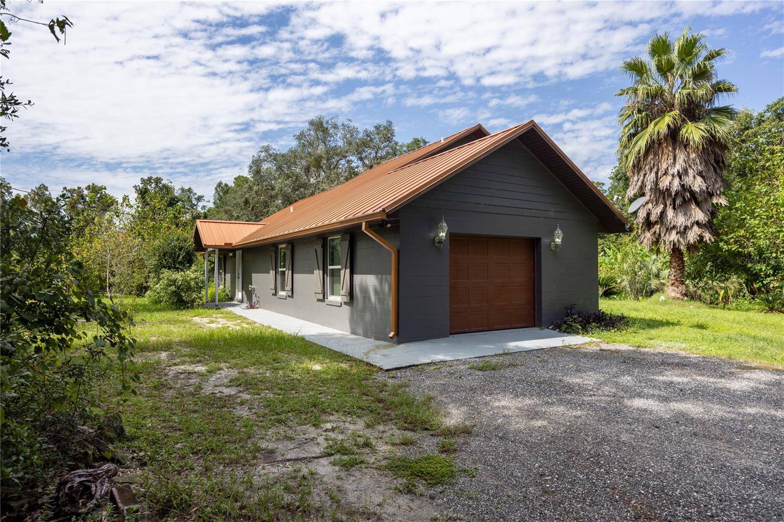 131 RILEY LAKE DR, Hawthorne, FL 32640