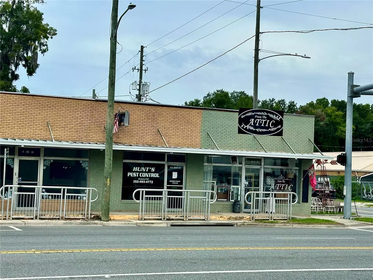 Chiefland, FL 32626,4 S MAIN ST