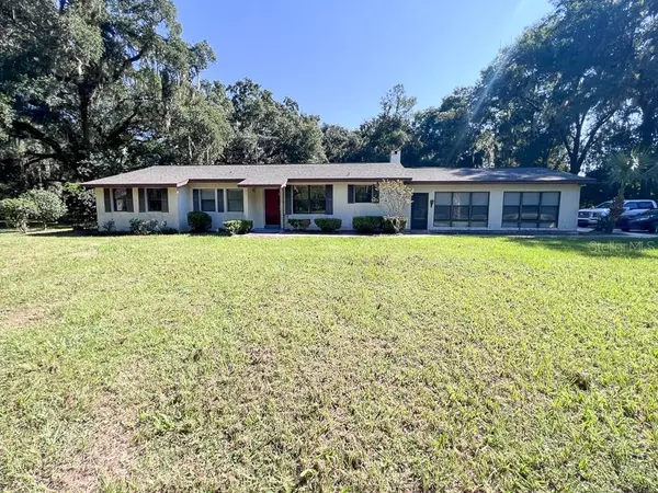 Micanopy, FL 32667,230 SW WACAHOOTA RD