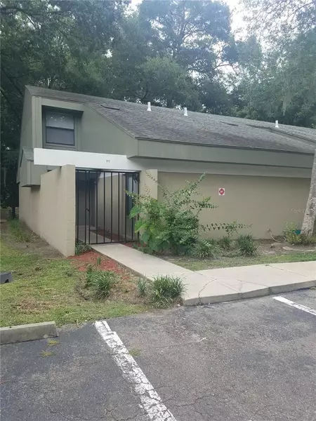 7200 SW 8TH AVE #R-111, Gainesville, FL 32607