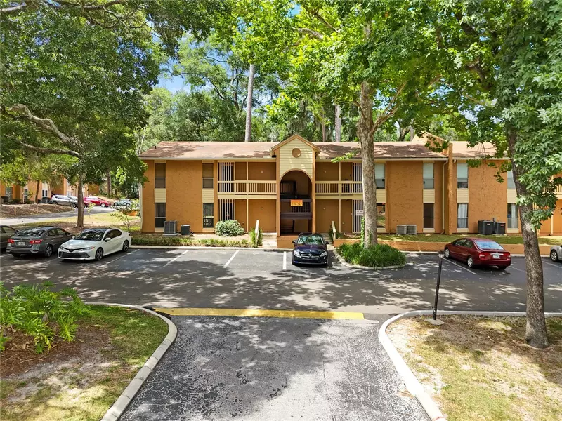 1810 NW 23RD BLVD #240, Gainesville, FL 32605