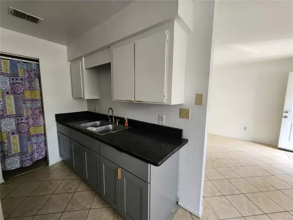 Gainesville, FL 32607,828 SW 63 TER #B