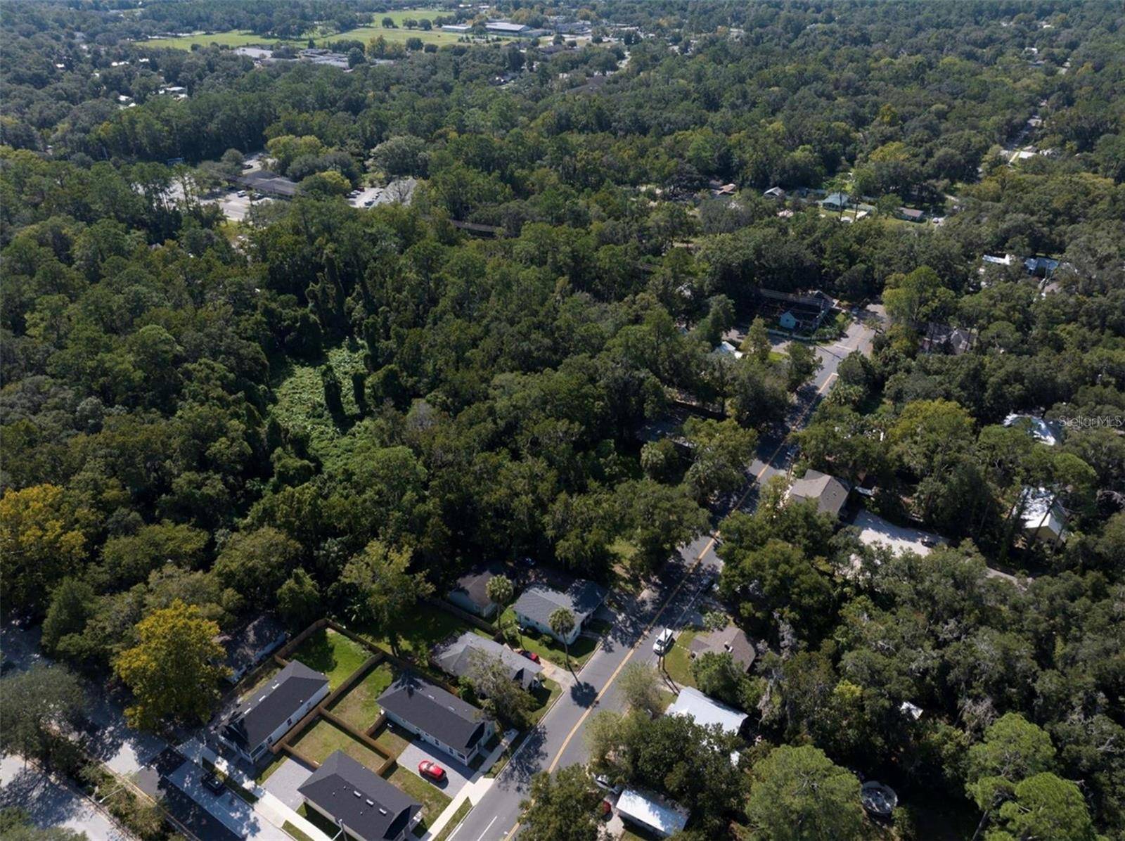 Gainesville, FL 32601,313 SE 9TH ST