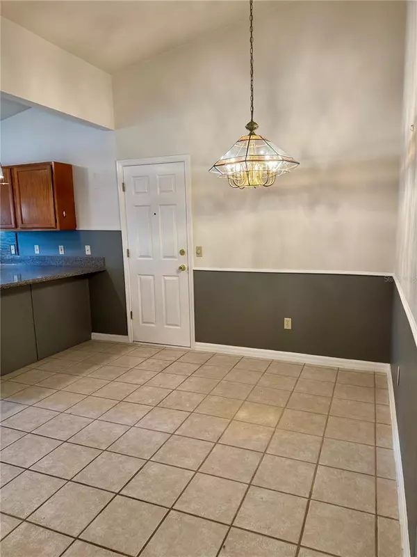Gainesville, FL 32607,331 NW 50TH BLVD #K