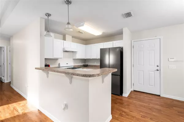 Gainesville, FL 32641,2140 SE 27TH DR